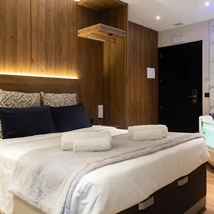 Daos & Terrace Hotell Marbella
