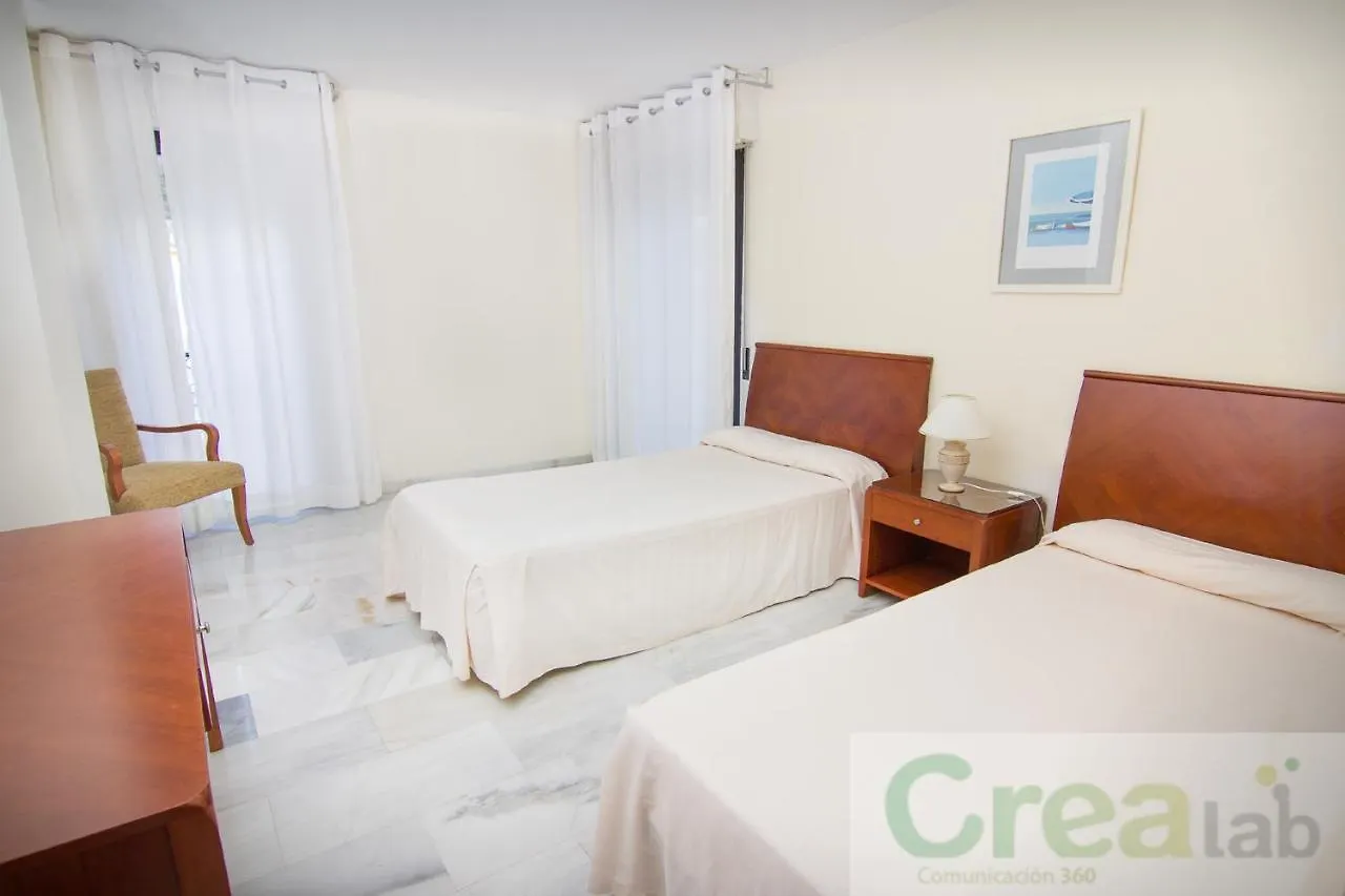 Park Plaza Suites Apartamentos Marbella