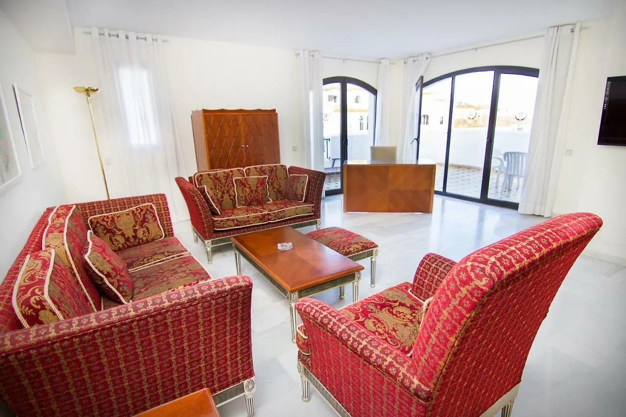 Park Plaza Suites Apartamentos Marbella